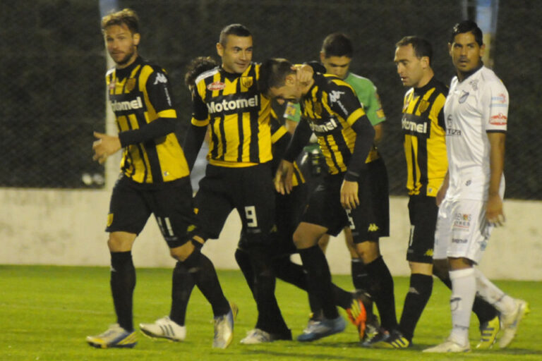 En el debut de Pepe Romero, All Boys volvió a perder: 2 a 1 con Santamarina, en Tandil