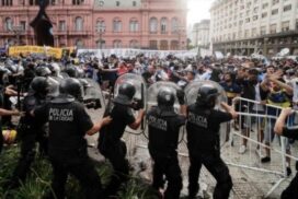 27-represion