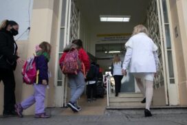 08-escuelas