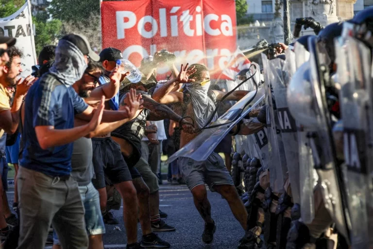 01-represion