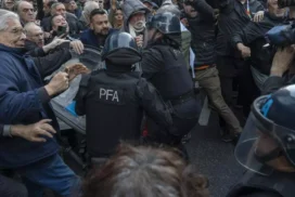 29-represion