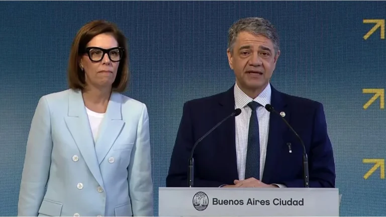 27-macri alonso