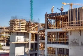 06-const