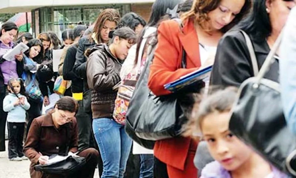 17-desempleo mujeres