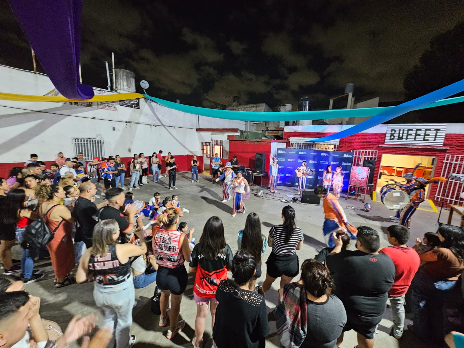 02-barrios a la cancha