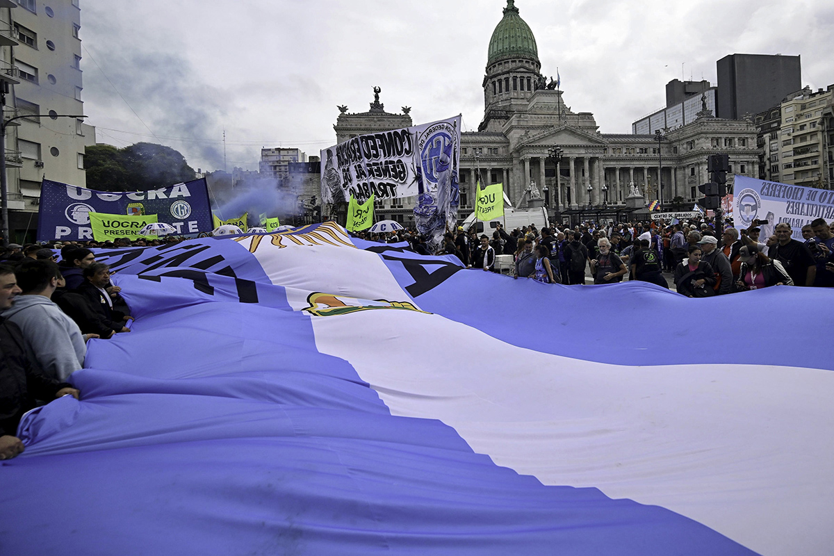 09-marcha bandera