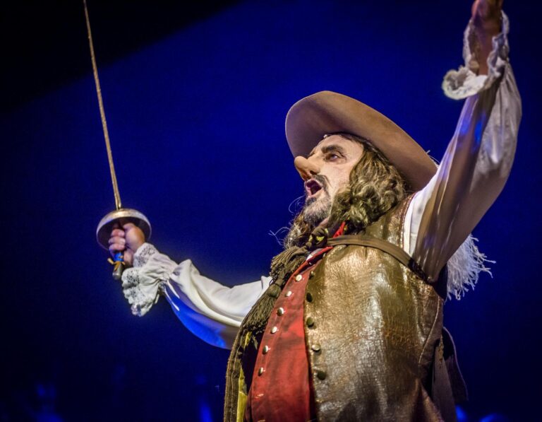06-cyrano2