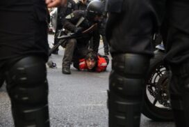 31-represion