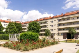 10--edificio karl marx