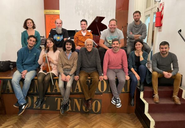 13-victor lavallen orquesta