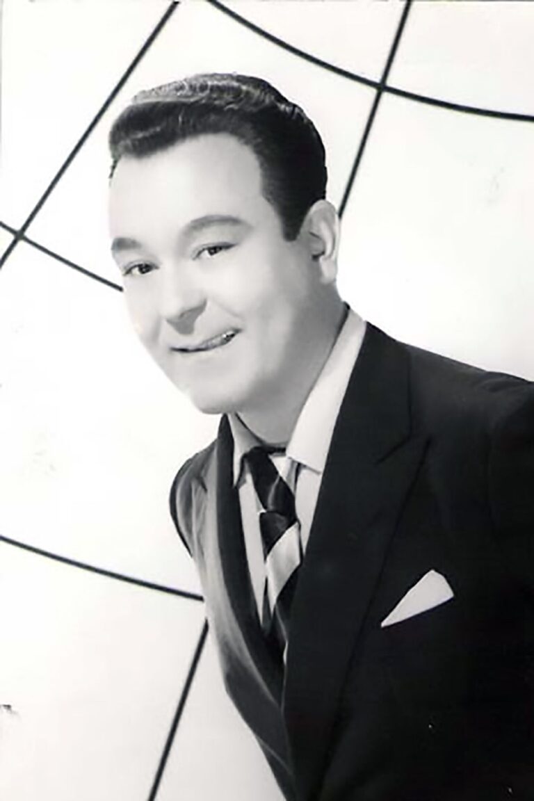 Alberto-Castillo-2-port-6c67f276