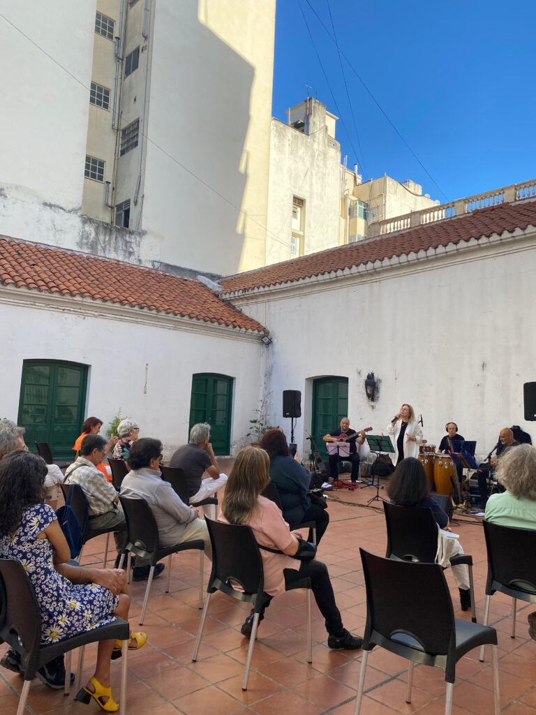 Patio de la Casa del Virrey Liniers 1
