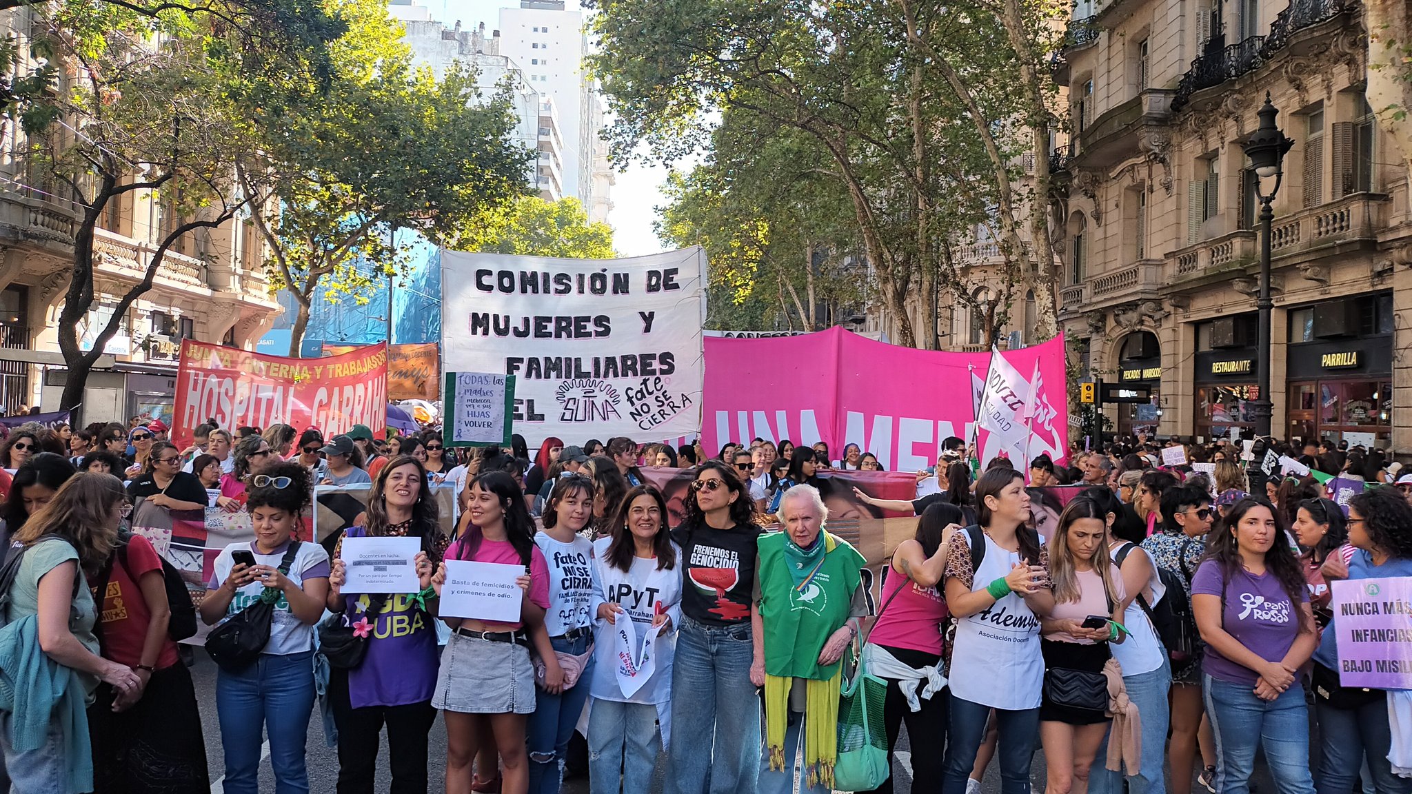 marcha a mujer