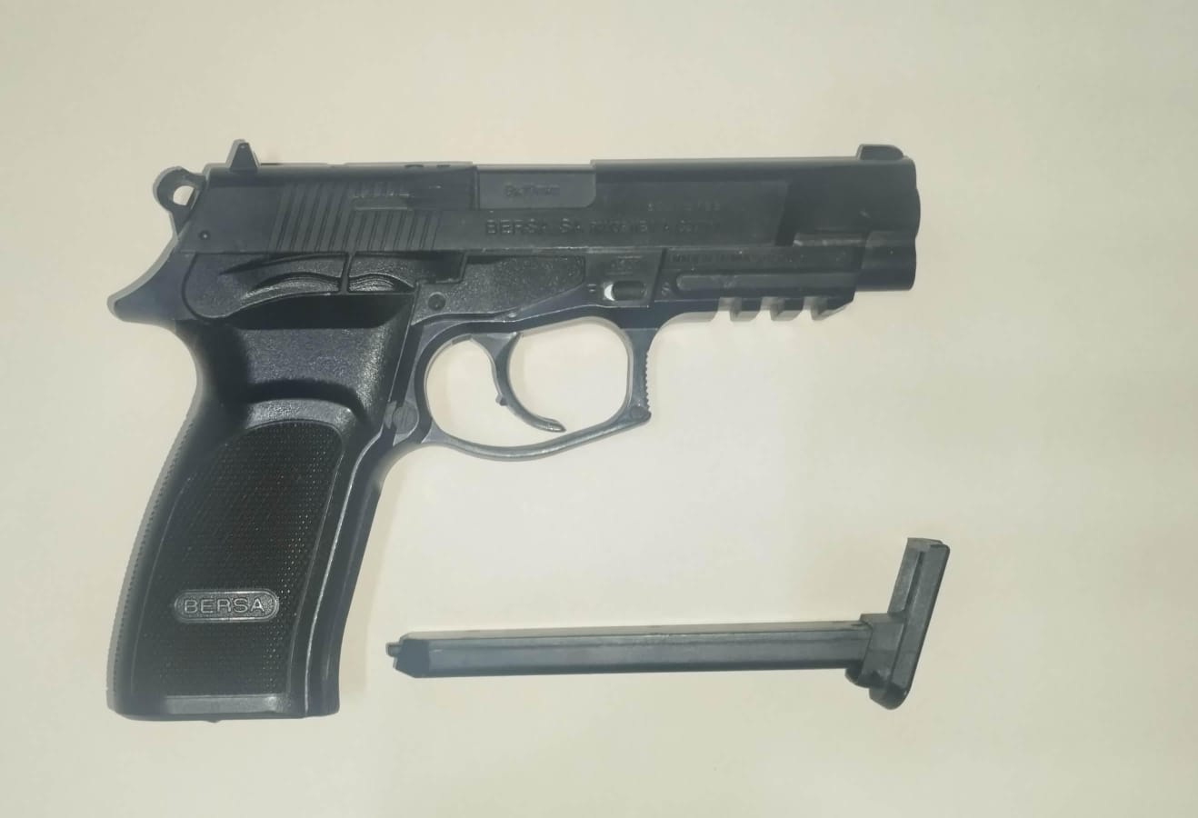 pistola
