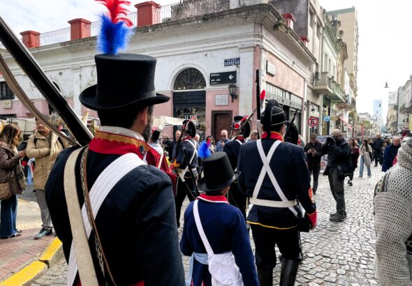 Desfile de Cuerpo de Voluntarios Patriotas de la Unión y Vizcaínos del Río de la Plata (3)