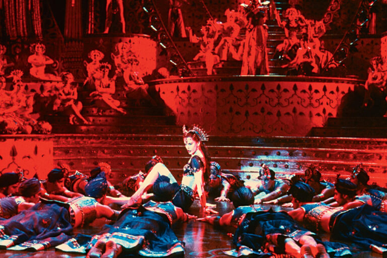MoulinRouge_2