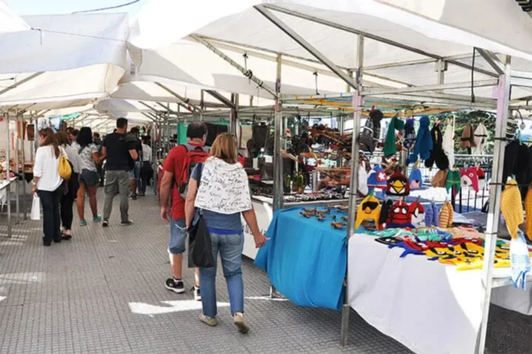 artesanos plaza francia