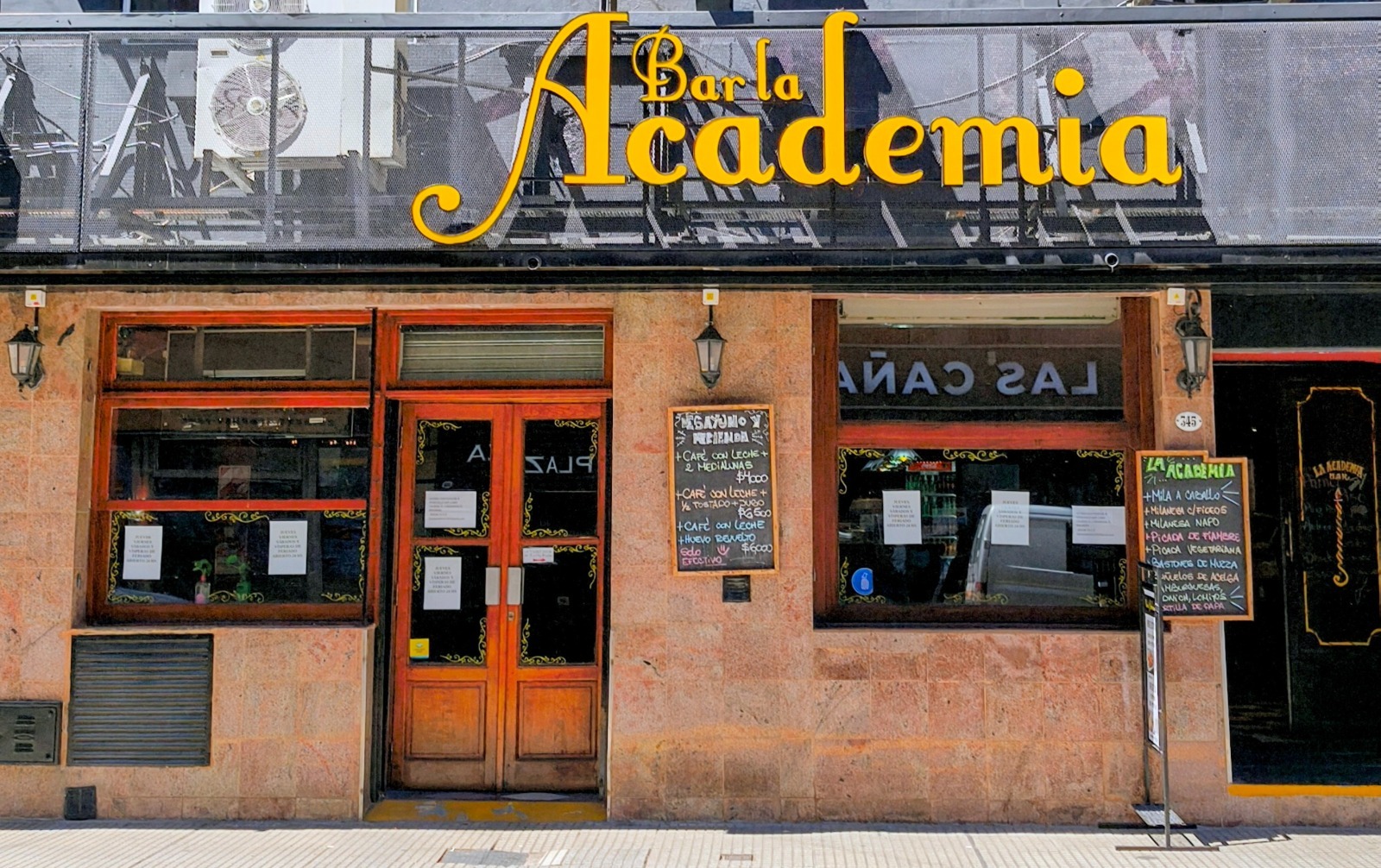 la academia